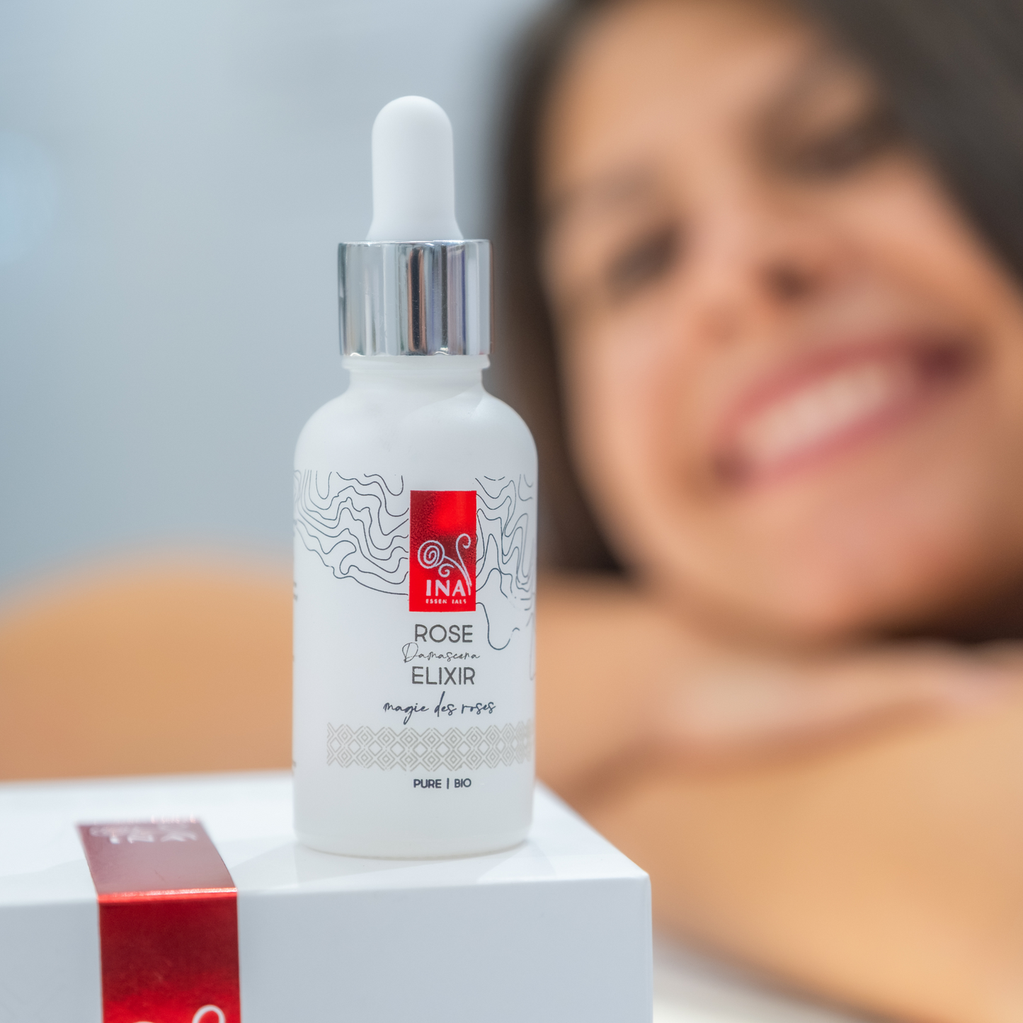Buy 2 Anti-Age Face Serums, Get 1 Active Moisturizer for Free