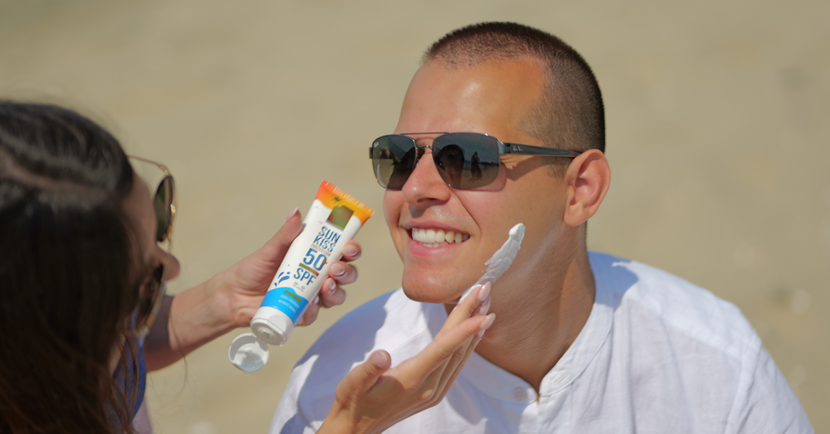 How to Choose a Facial Sunscreen