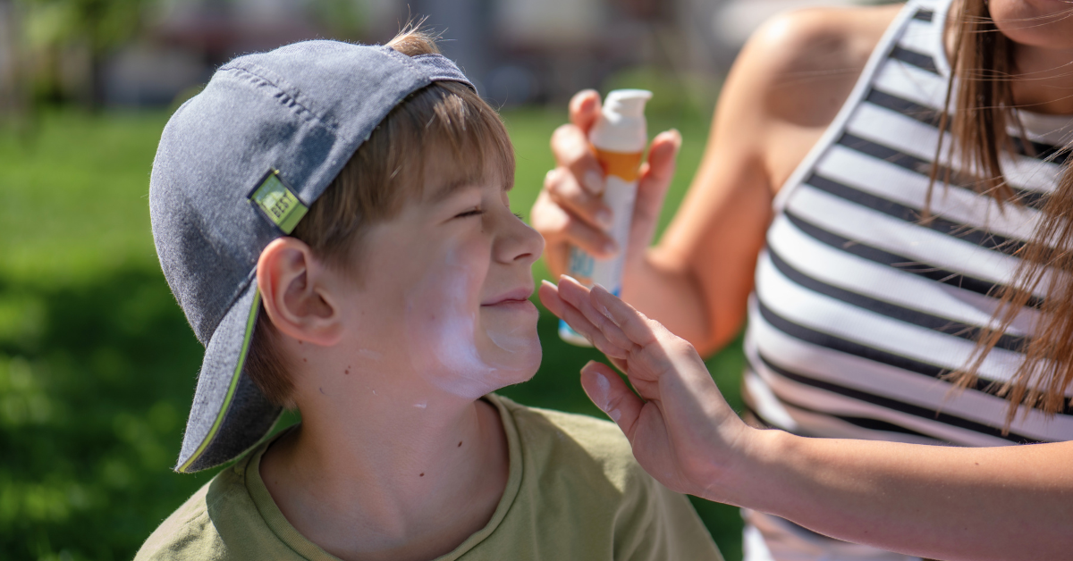 Sunscreen for children - natural SPF 50 mineral sunscreen for the whole family