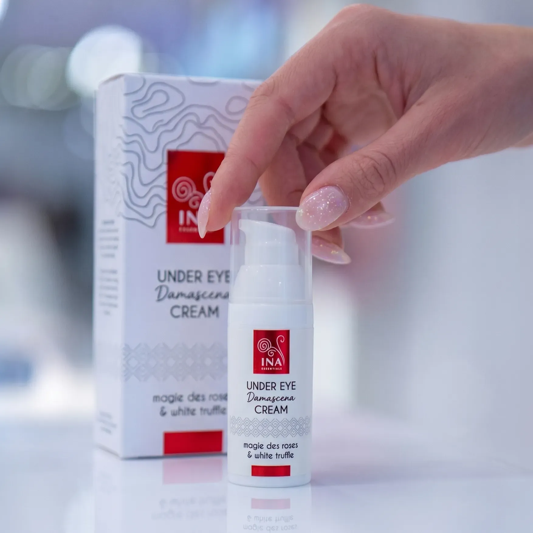 Rose Eye Lift UK